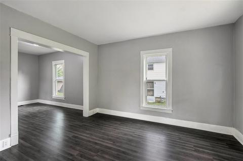 328 E Michigan, Three Rivers, MI 49093 photo 5
