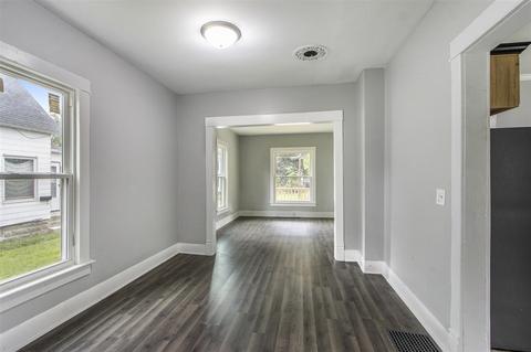 328 E Michigan, Three Rivers, MI 49093 photo 7