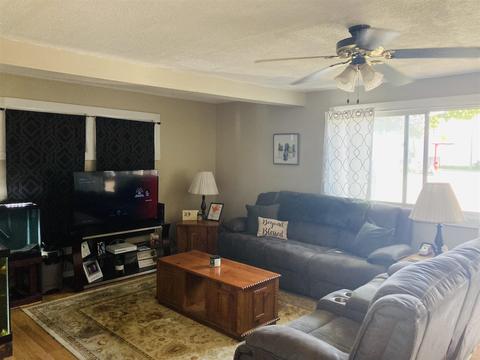 927 Maple, Niles, MI 49120 photo 3