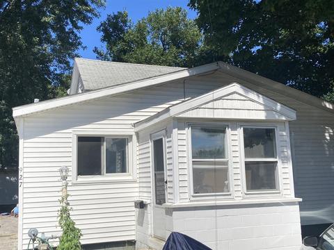 927 Maple, Niles, MI 49120 photo 1