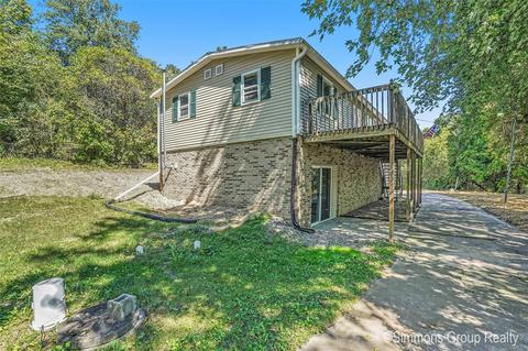 6721 Lessiter, Belding, MI 48809 photo 4