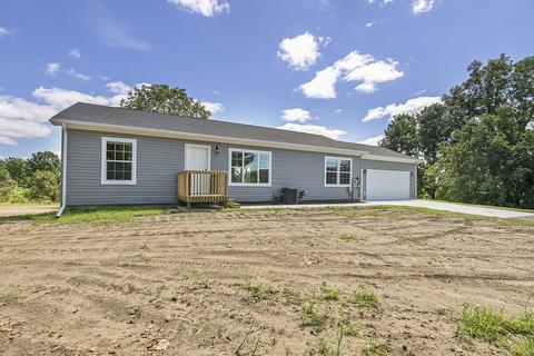 12709 Anson, Plainwell, MI 49080 photo 2