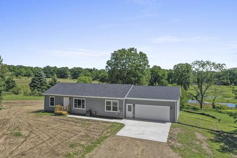 12709 Anson, Plainwell, MI 49080 photo 3