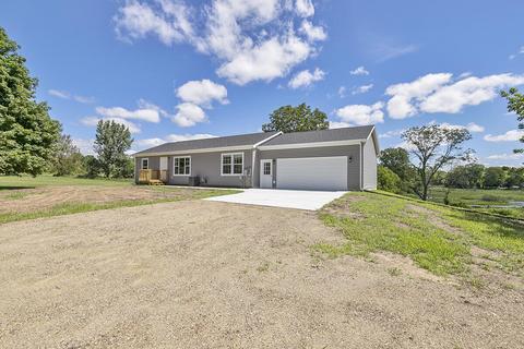 12709 Anson, Plainwell, MI 49080 photo 4