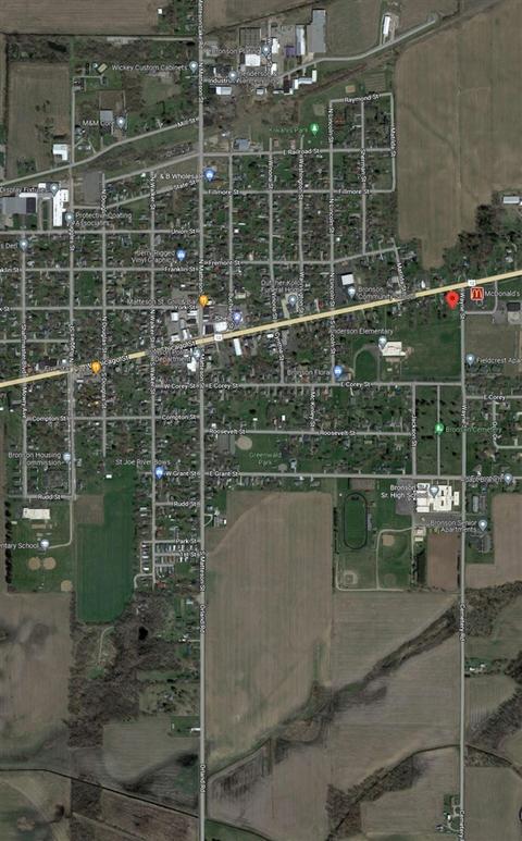 150 Wayne, Bronson, MI 49028 photo 4