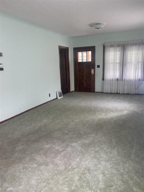 448 S Sutton, Jackson, MI 49203 photo 15