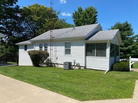 448 S Sutton, Jackson, MI 49203 photo 3