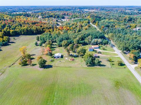 10207 E 48th, Chase, MI 49623 photo 9