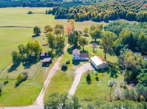 10207 E 48th, Chase, MI 49623 photo 5
