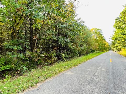 77581 30th, Covert, MI 49043 photo 1
