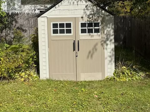 101 Brink, Grant, MI 49327 photo 3