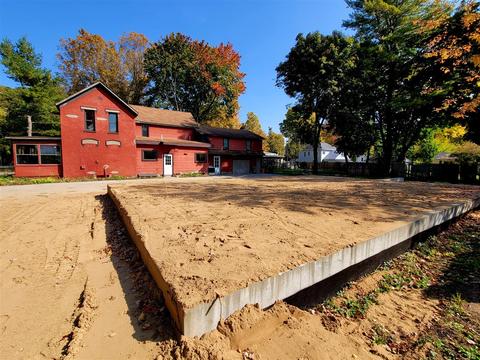 196 E Washington, Newaygo, MI 49337 photo 29