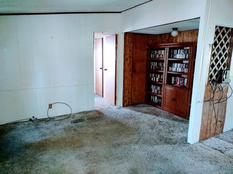 6017 Oakpoint Rd, Jackson, MI 49201 photo 5