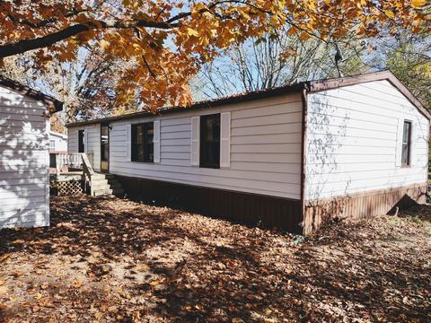 6017 Oakpoint Rd, Jackson, MI 49201 photo 1
