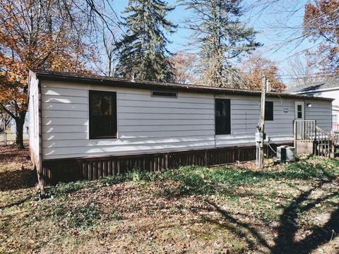 6017 Oakpoint Rd, Jackson, MI 49201 photo 2