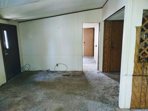 6017 Oakpoint Rd, Jackson, MI 49201 photo 4