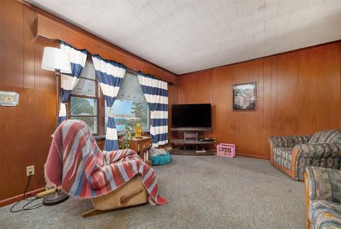 20705 Moorepark, Three Rivers, MI 49093 photo 3