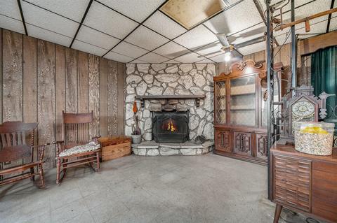 20705 Moorepark, Three Rivers, MI 49093 photo 8
