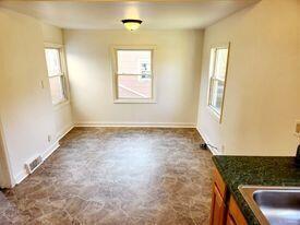 606 3rd St, Jackson, MI 49203 photo 7