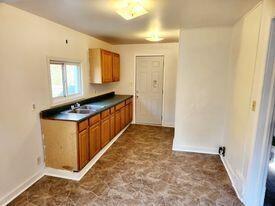 606 3rd St, Jackson, MI 49203 photo 5