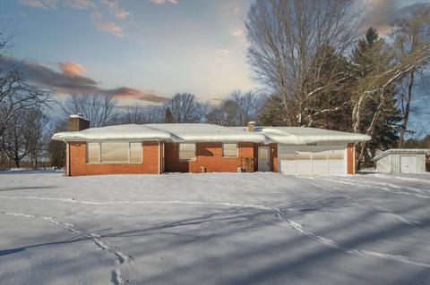 9443 E De, Richland, MI 49083 photo 1