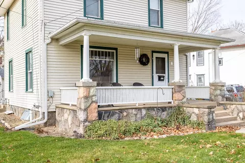 330 Exchange St, Marshall, MI 49068 photo 4