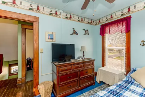 330 Exchange St, Marshall, MI 49068 photo 27