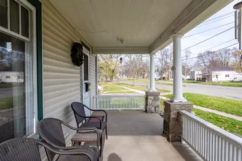 330 Exchange St, Marshall, MI 49068 photo 7