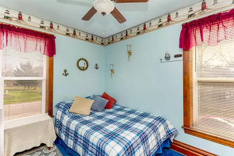 330 Exchange St, Marshall, MI 49068 photo 28