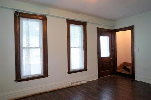 1202 Lansing Ave, Jackson, MI 49202 photo 4