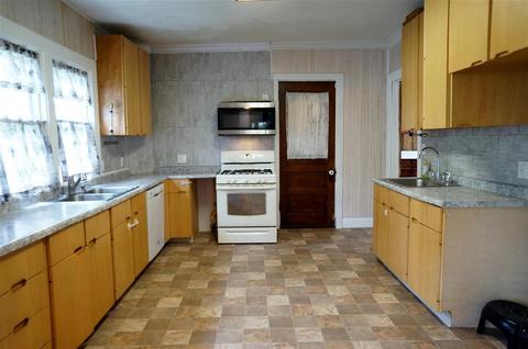 1202 Lansing Ave, Jackson, MI 49202 photo 6