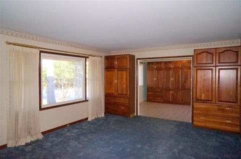 3921 Allston, Jackson, MI 49201 photo 2