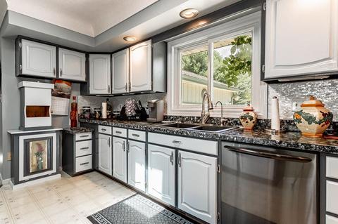 6521 Trumble, Jackson, MI 49201 photo 7