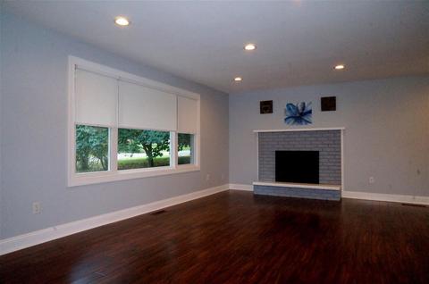 3902 Harwich, Jackson, MI 49203 photo 3