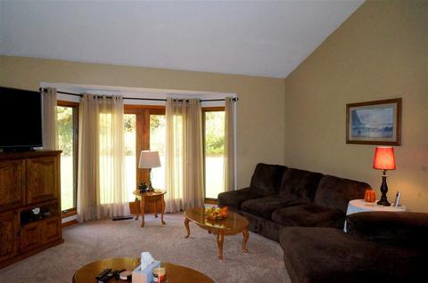 7400 Dalt, Jackson, MI 49201 photo 3