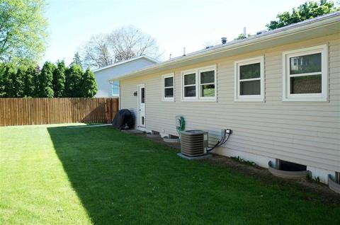 832 Ellery Ave, Jackson, MI 49202 photo 24