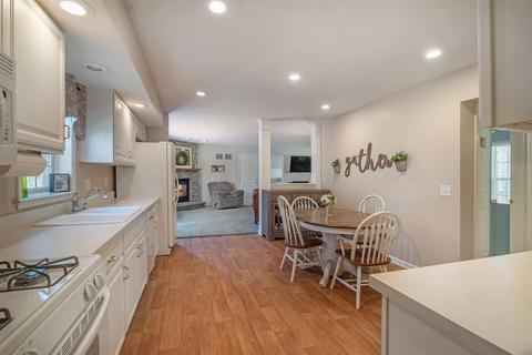 6095 Leora Ln, Jackson, MI 49201 photo 10