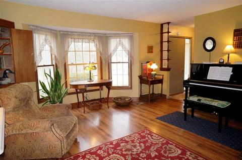 4659 Sargent Rd, Jackson, MI 49201 photo 4