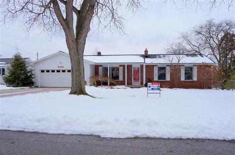 2020 Cascade Dr, Jackson, MI 49203 photo 1