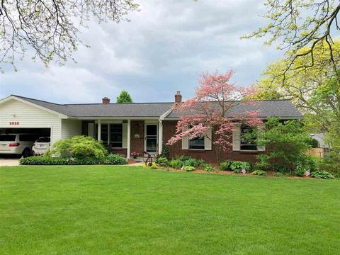 2020 Cascade Dr, Jackson, MI 49203 photo 2