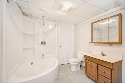 6374 Pepper Tree Ln, Jackson, MI 49201 photo 27