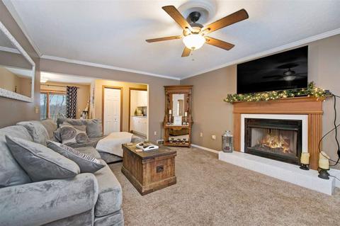 6374 Pepper Tree Ln, Jackson, MI 49201 photo 5