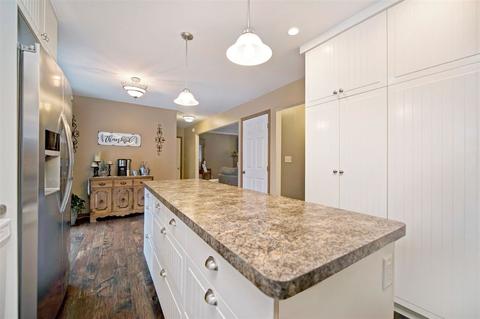 6374 Pepper Tree Ln, Jackson, MI 49201 photo 8