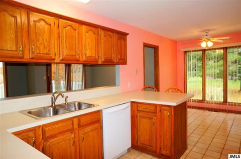 8875 Mccain Rd, Parma, MI 49269 photo 10