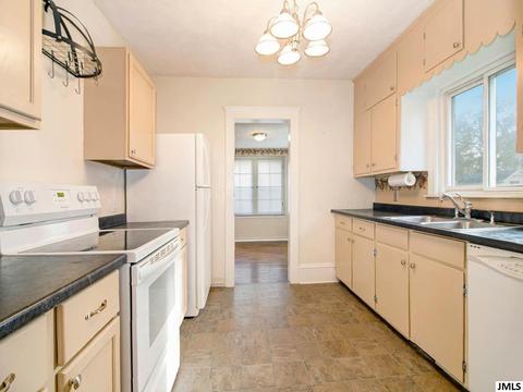 1307 Lansing Ave, Jackson, MI 49202 photo 6