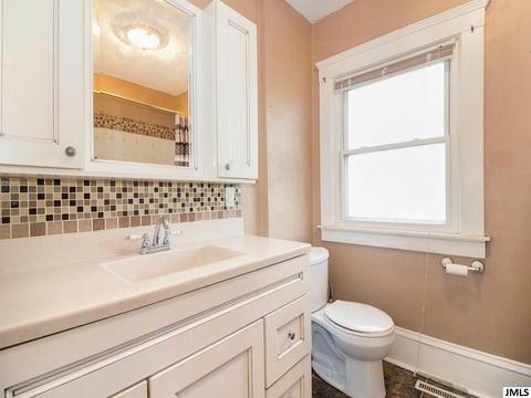 1307 Lansing Ave, Jackson, MI 49202 photo 8
