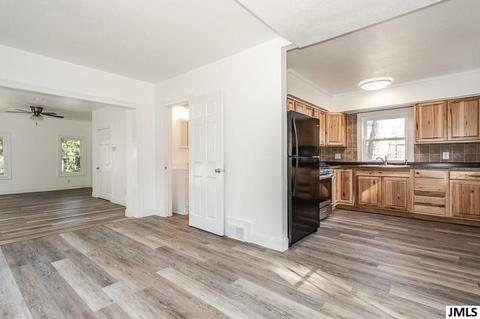 120 Dean, Parma, MI 49269 photo 4