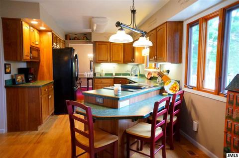 3762 Hitching Post Rd, Jackson, MI 49201 photo 8