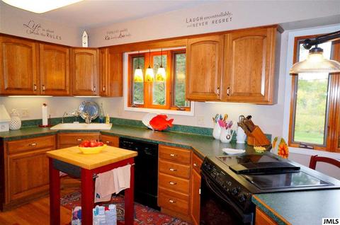 3762 Hitching Post Rd, Jackson, MI 49201 photo 9