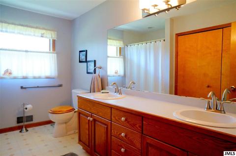 7921 King Rd, Spring Arbor, MI 49283 photo 18